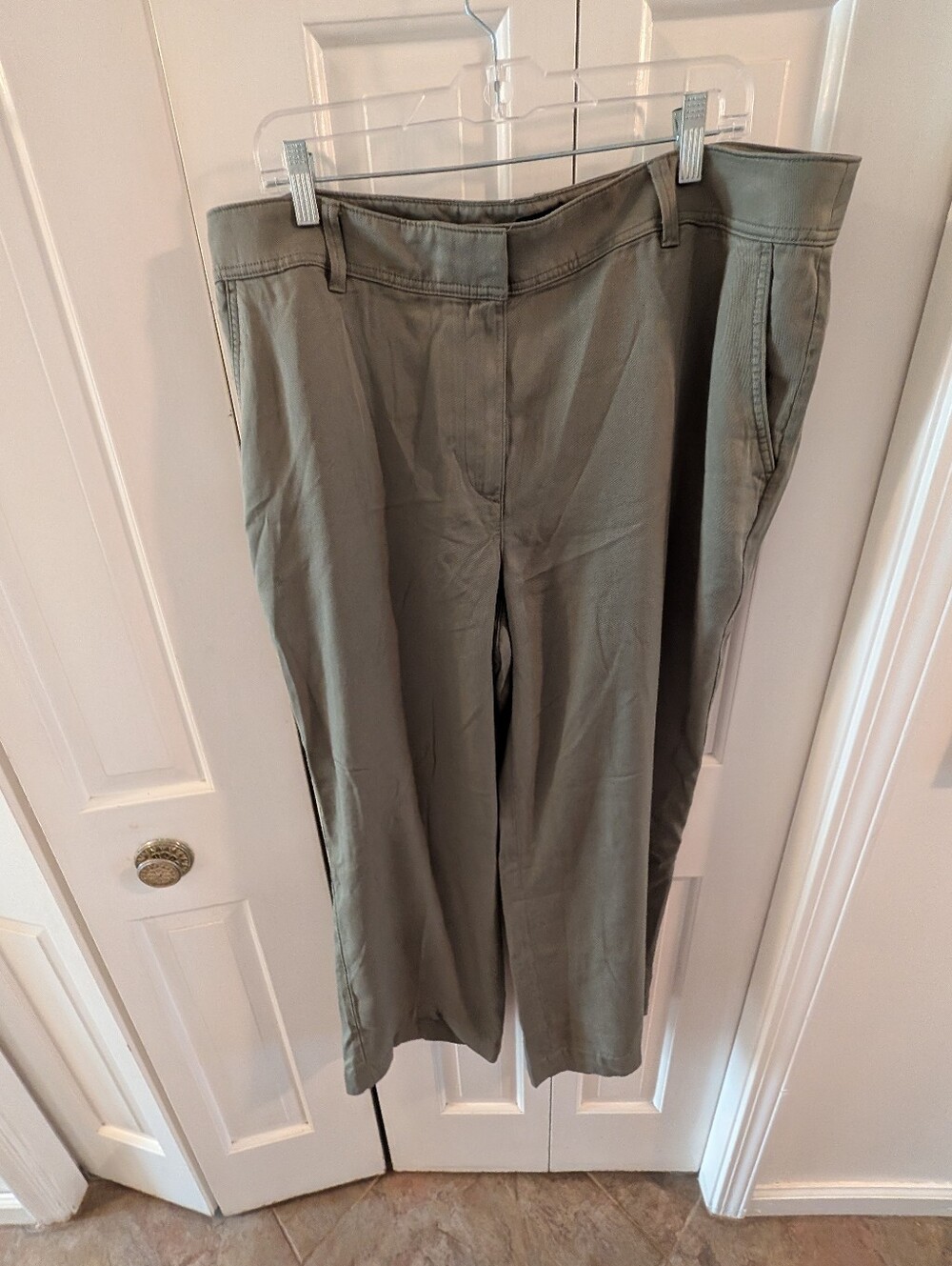 Talbots Women's Hunter Green Trousers Size 16W